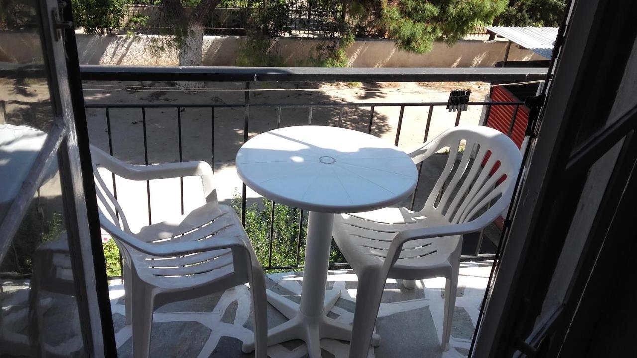 Miranta Hotel - Apartments & Studios Aegina エクステリア 写真
